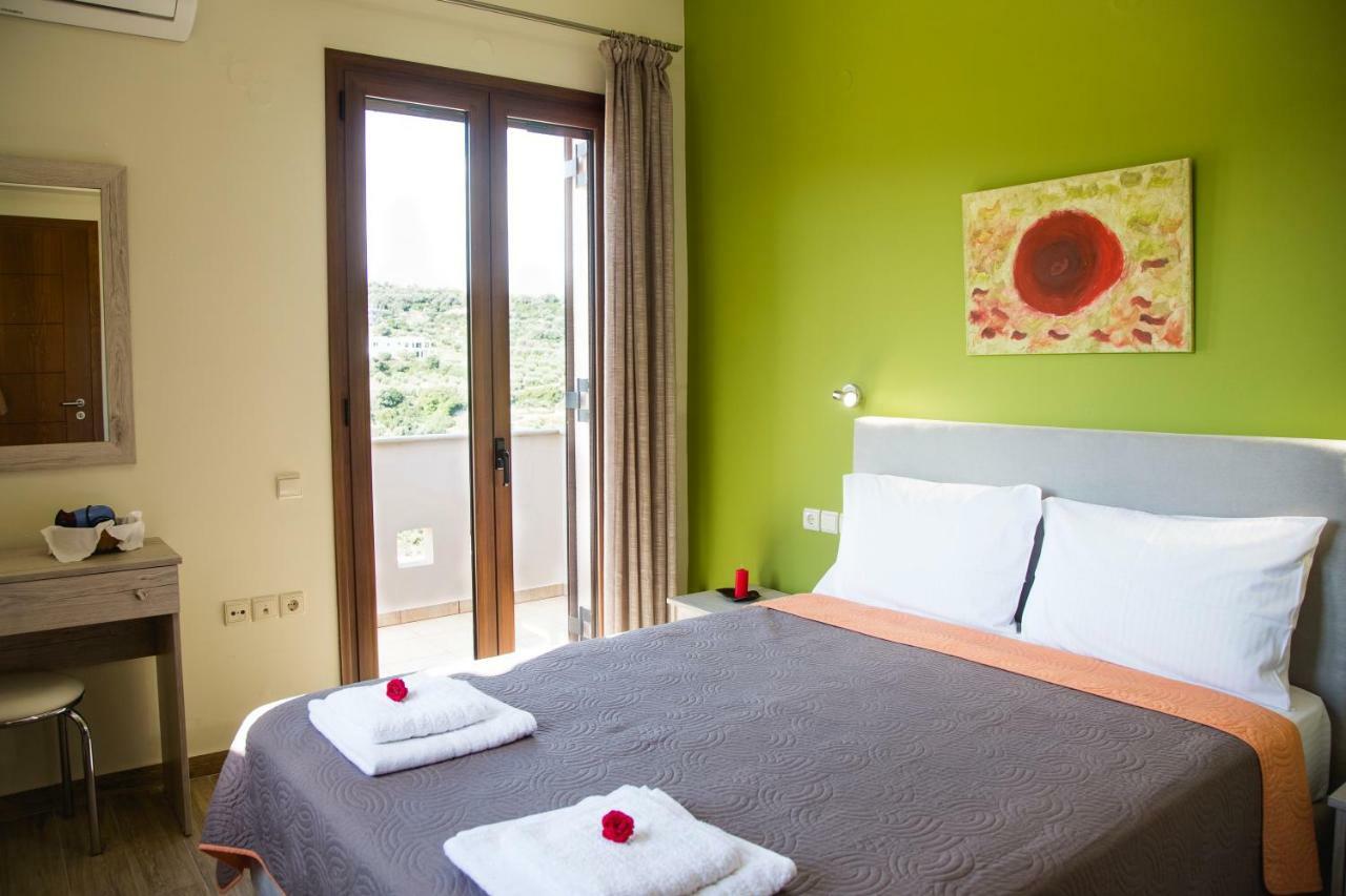Villa Saint George Maroulás Esterno foto